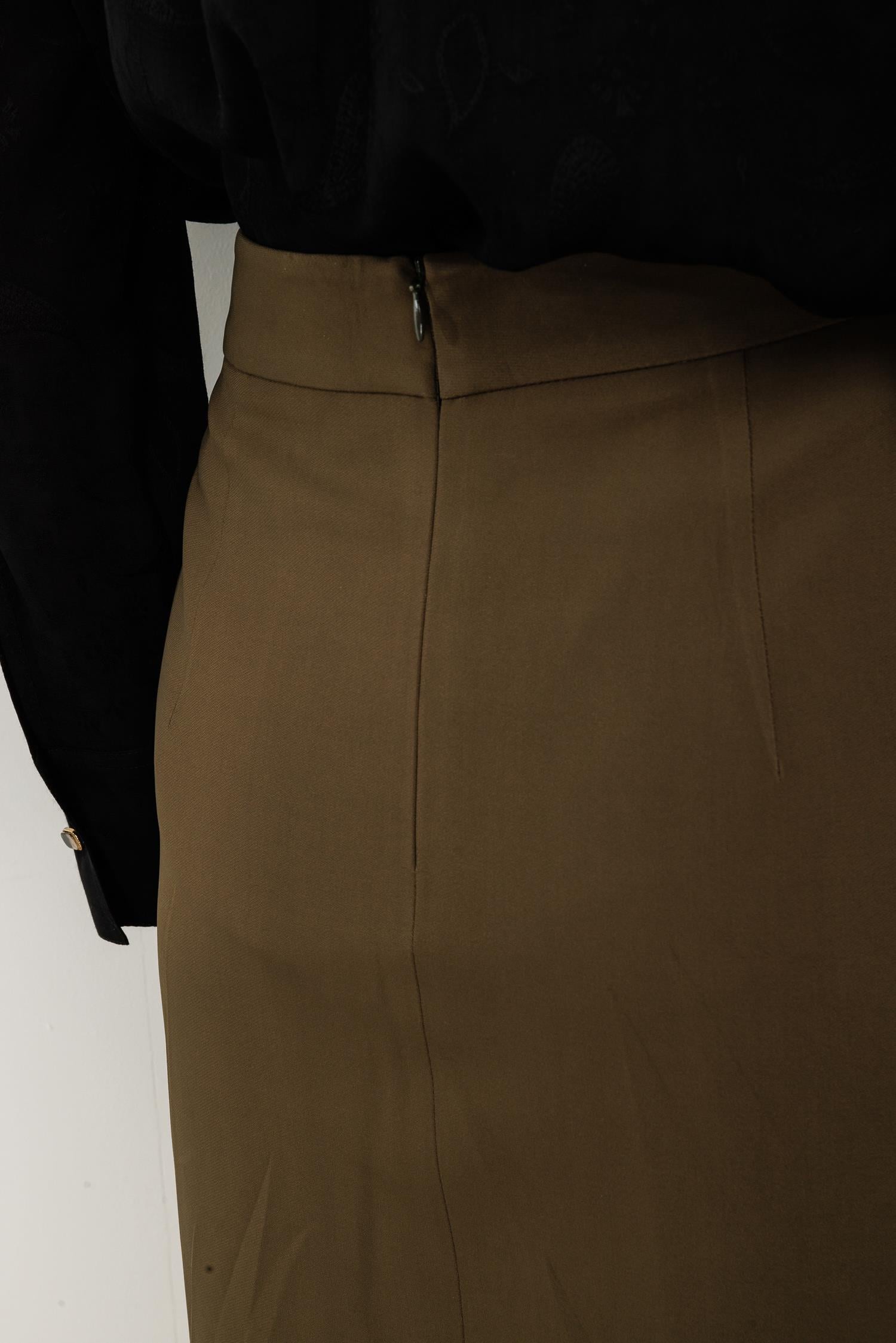 Önden Yırtmaçlı Dar Etek