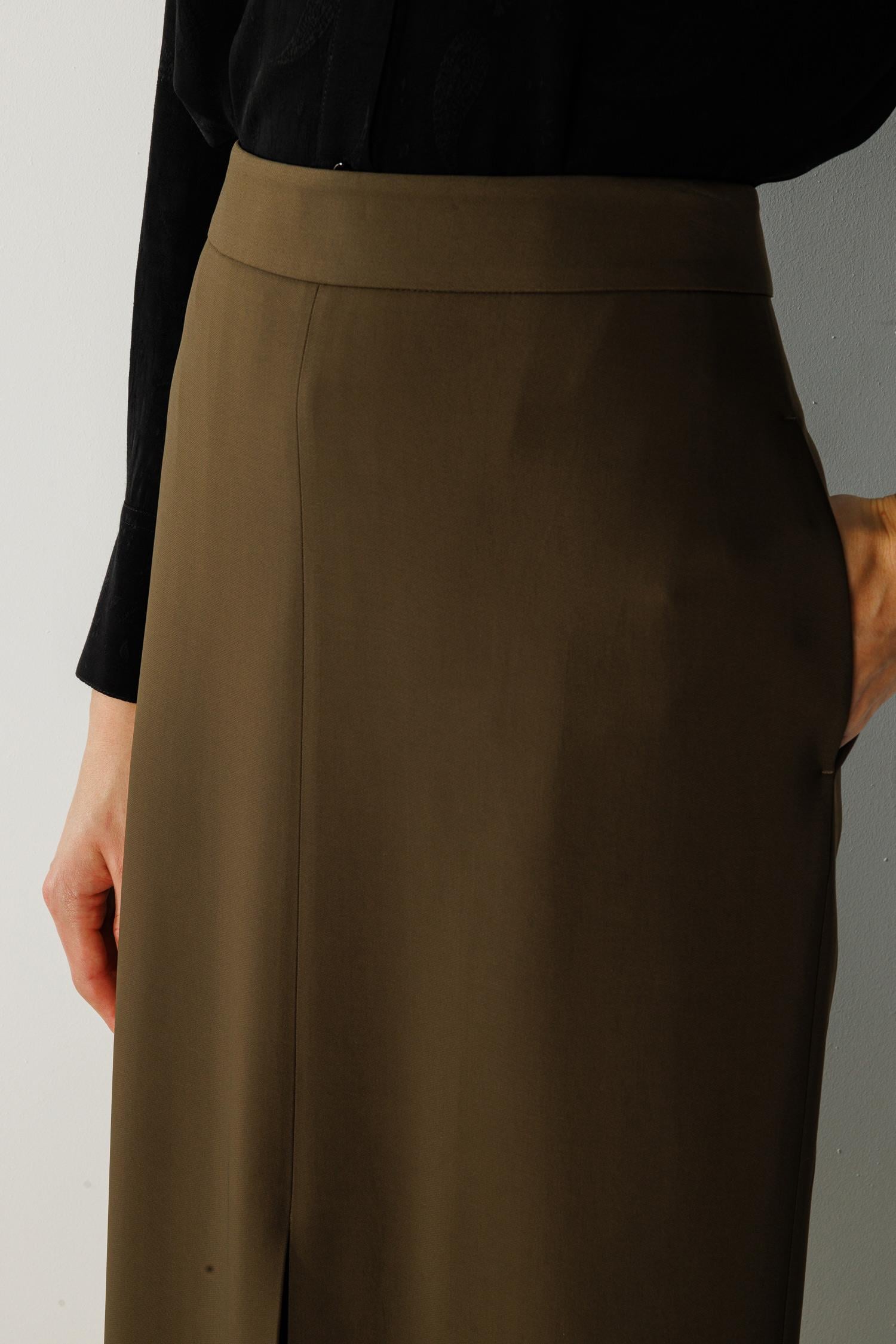 Önden Yırtmaçlı Dar Etek