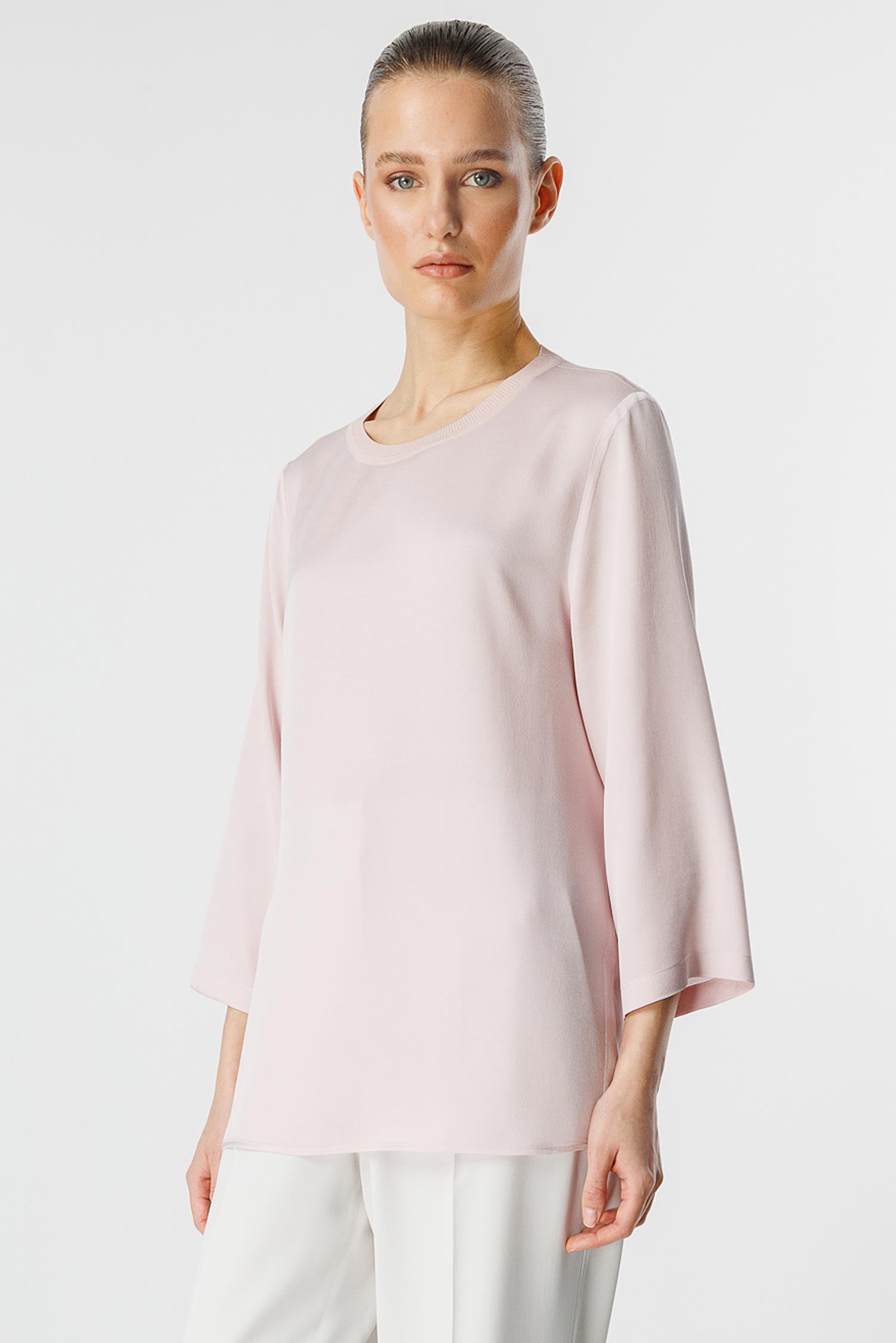 Örme Yaka Yırtmaçlı Bluz