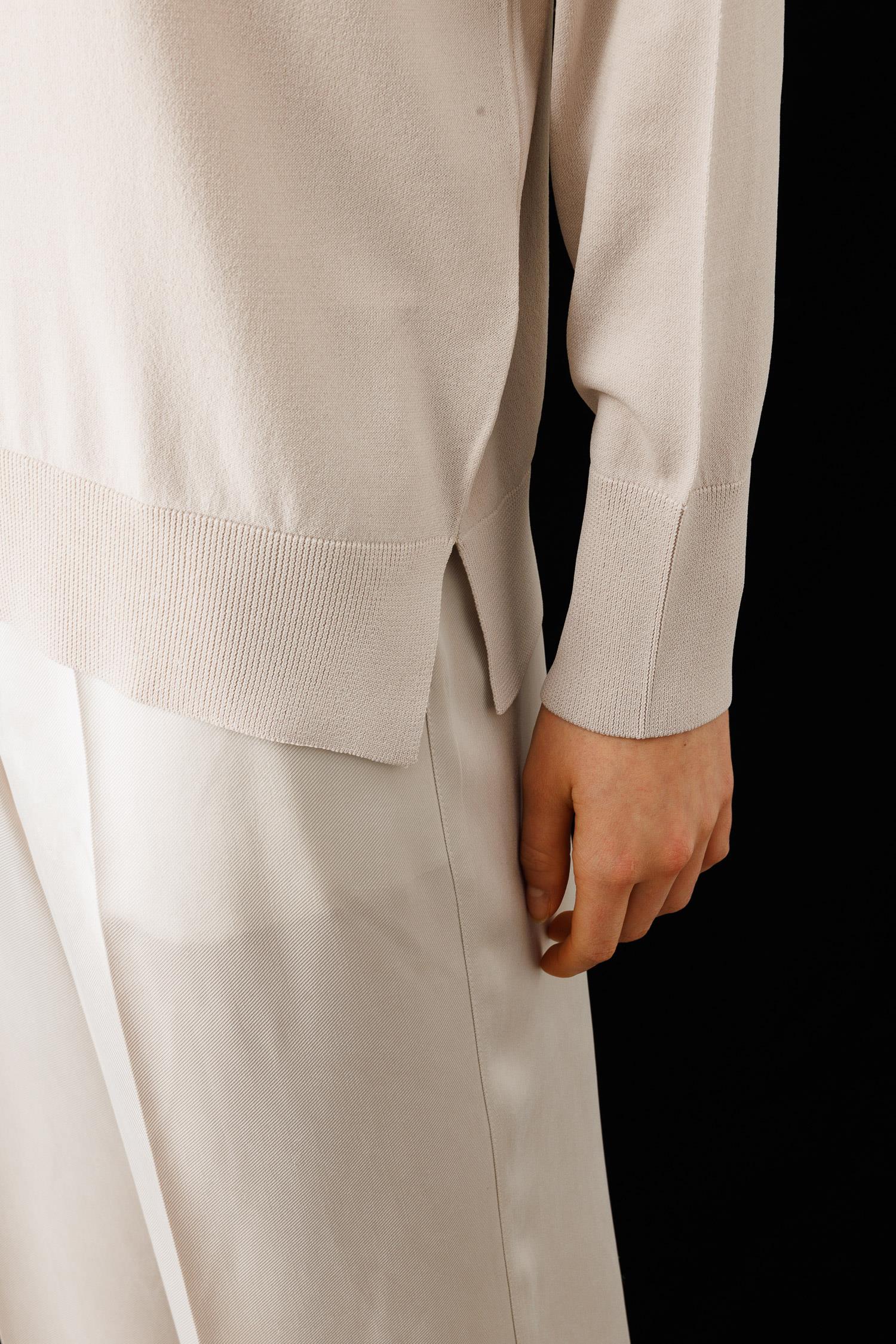 Polo Yaka Yırtmaçlı Triko