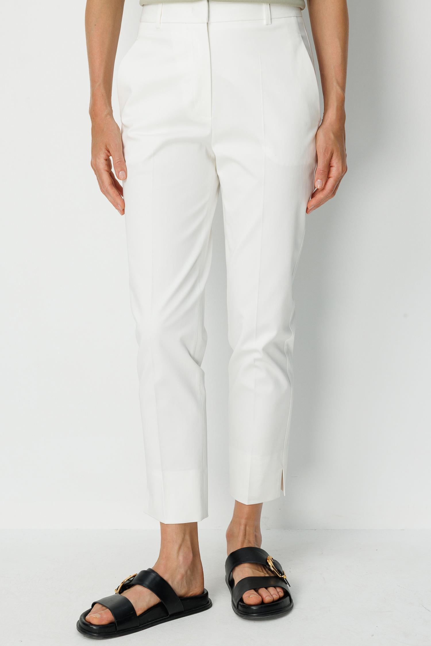 Slim Fit Yırtmaçlı Koton Pantolon