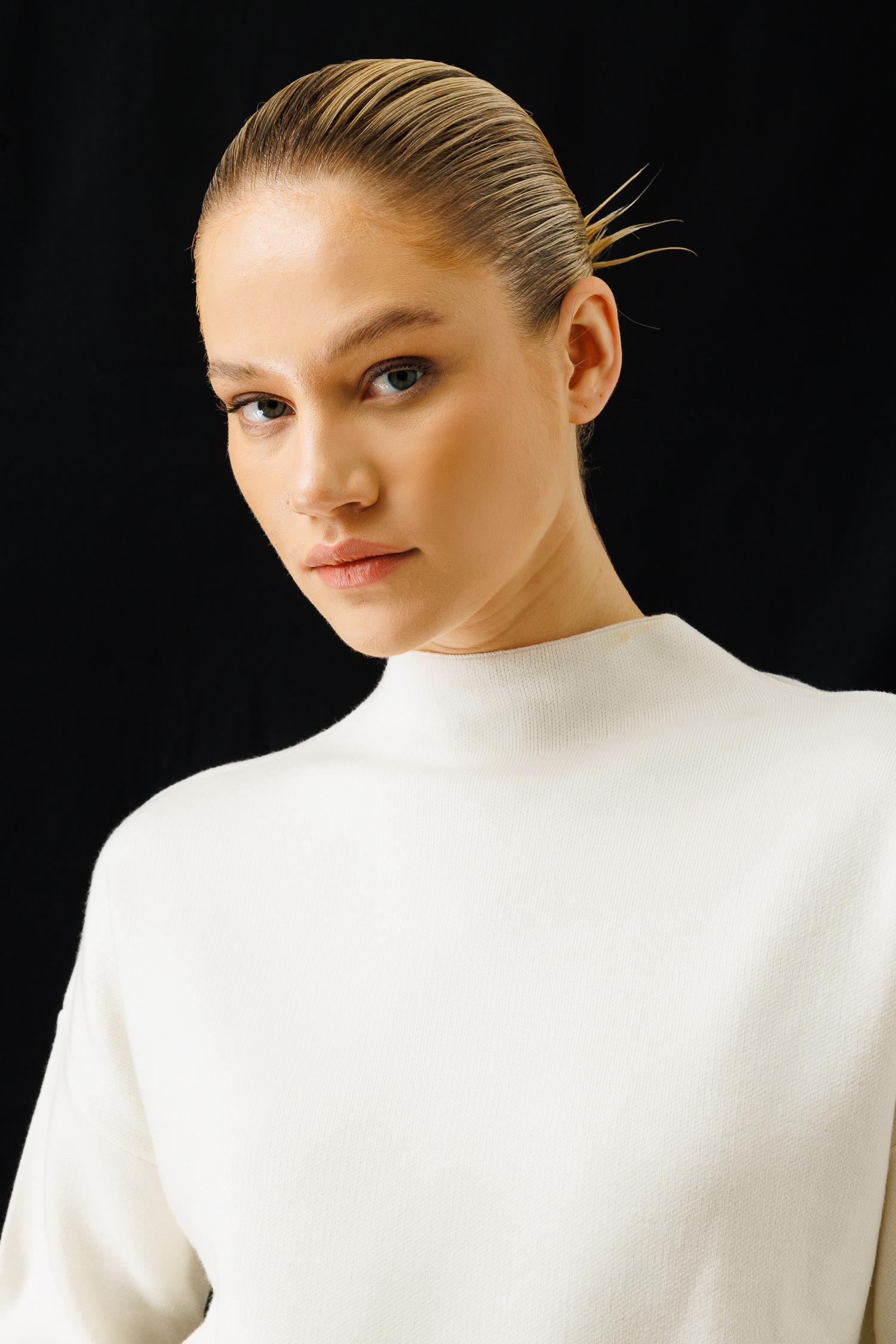 Truvakar Kol Dik Yaka Triko