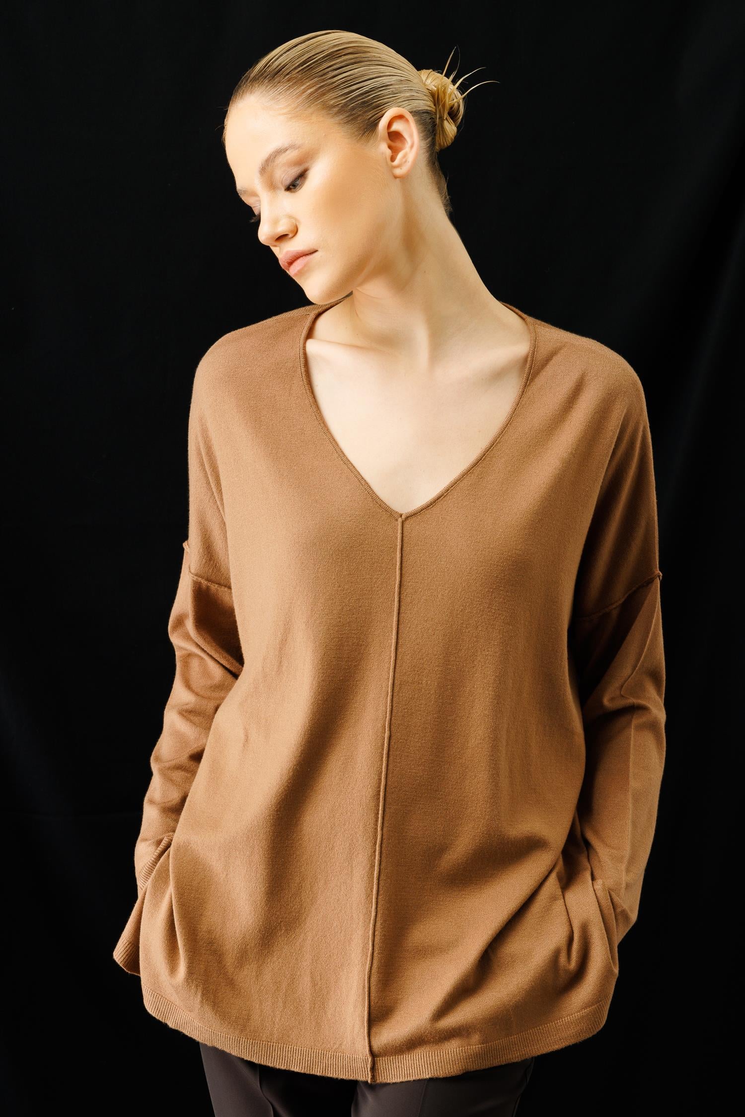 V Yaka Dikişli Oversize Triko