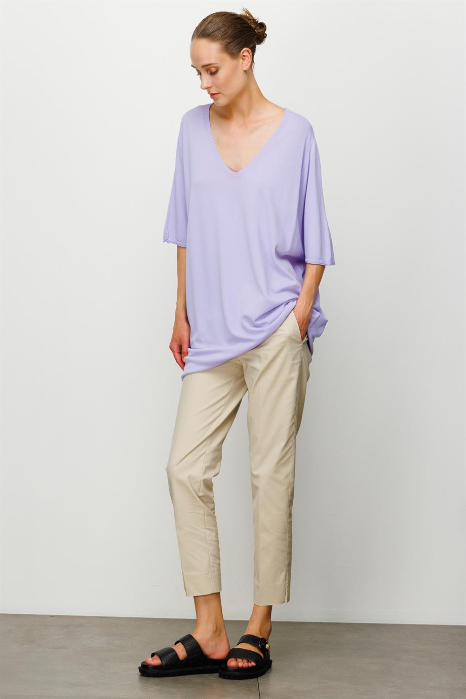 V Yaka Düşük Kol Oversize Triko