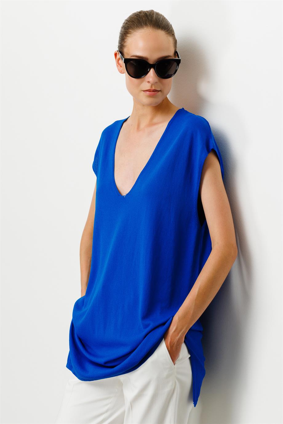 V Yaka Kolsuz Uzun Triko