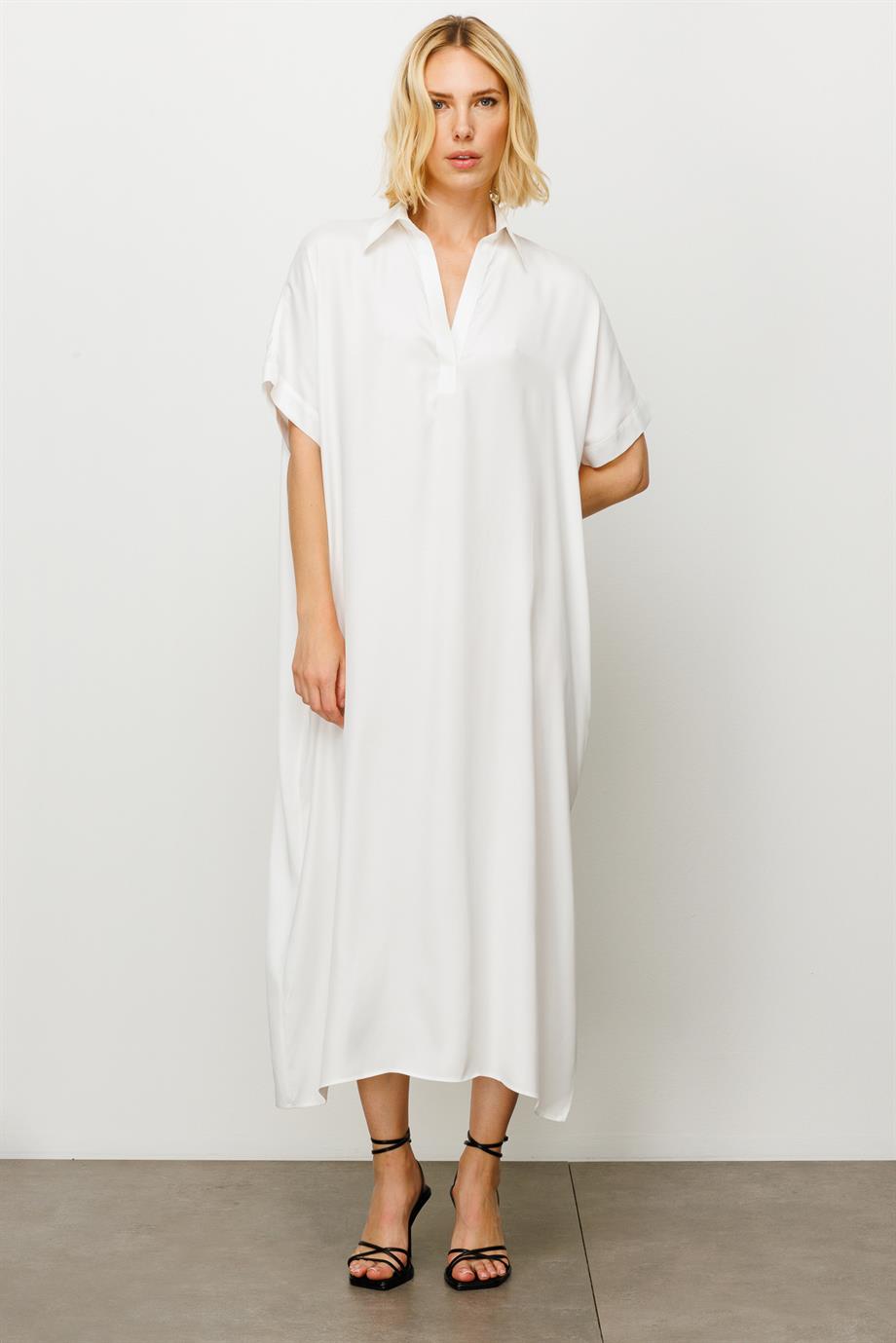 Yarım Patlı Uzun Elbise