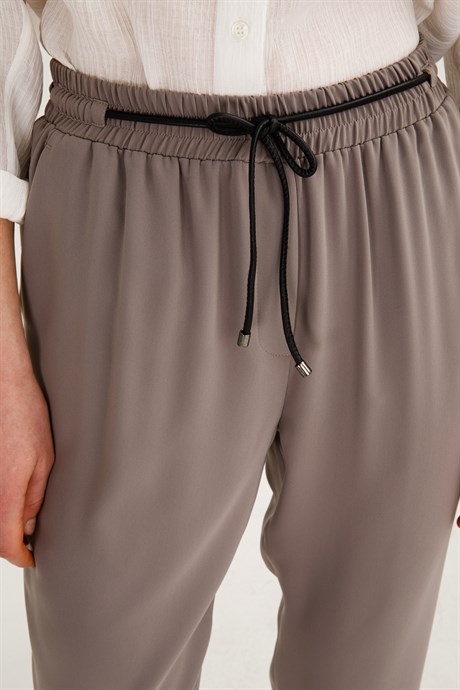 Deri Bağcıklı Bol Pantolon