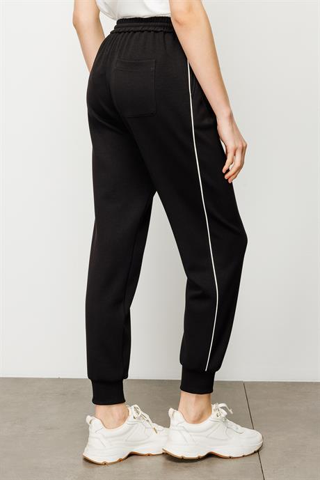 Elastan Kemerli Biyeli Sweat Pantolon