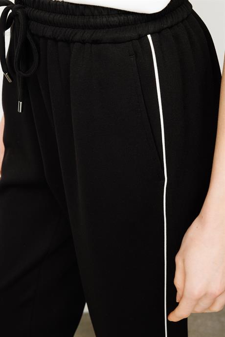 Elastan Kemerli Biyeli Sweat Pantolon