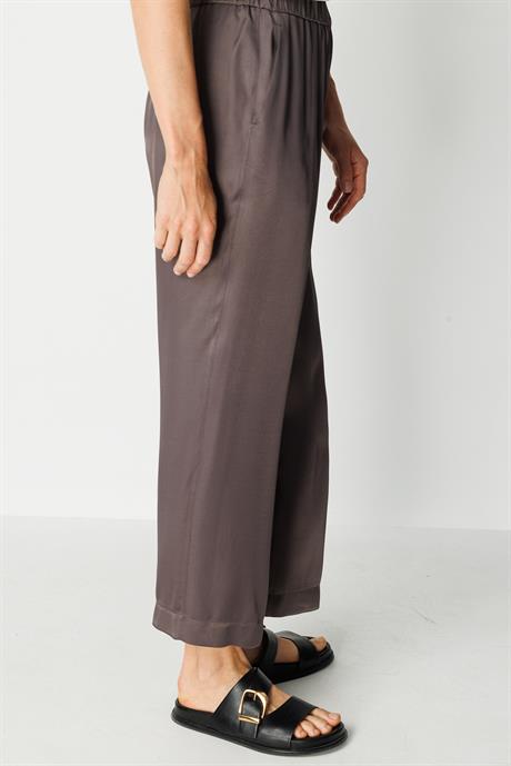 Elastan Kemerli Bol Kesim Pantolon