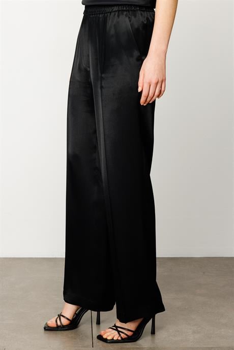 Elastan Kemerli Bol Kesim Pantolon