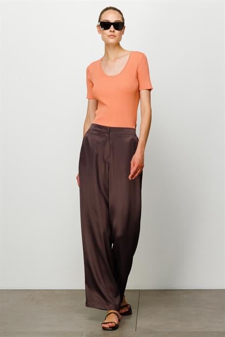 Elastan Kemerli Bol Kesim Pantolon