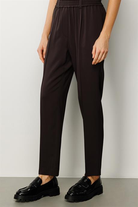 Elastan Kemerli Dar Paça Pantolon