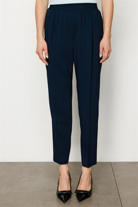 Elastan Kemerli Dar Paça Pantolon