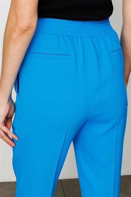 Elastan Kemerli Slim Paça Pantolon