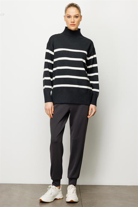 Elastan Kemerli Sweat Pantolon