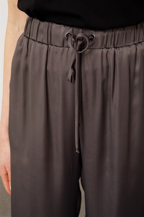Elastan Kemerli Vıskon Pantolon