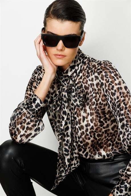 Fularlı Leopar Desen Bluz