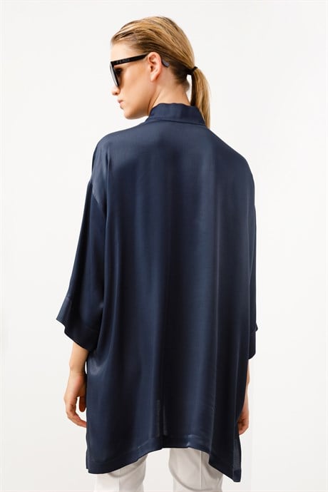 Hakim Yaka Kimono Gömlek