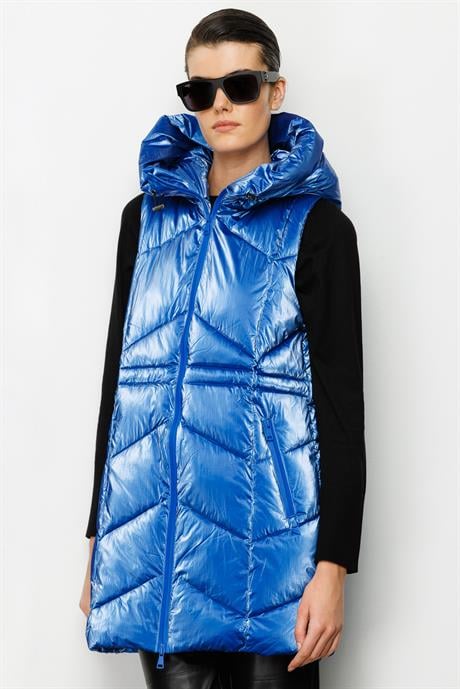Kapüşonlu Kolsuz Anorak