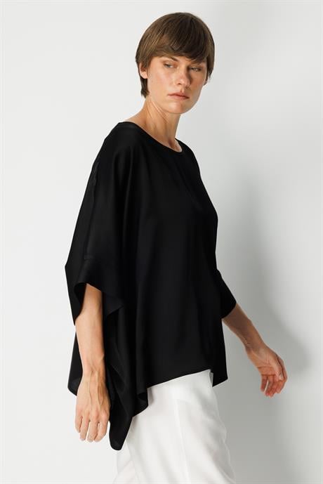 Kayık Yaka Oversize Bluz