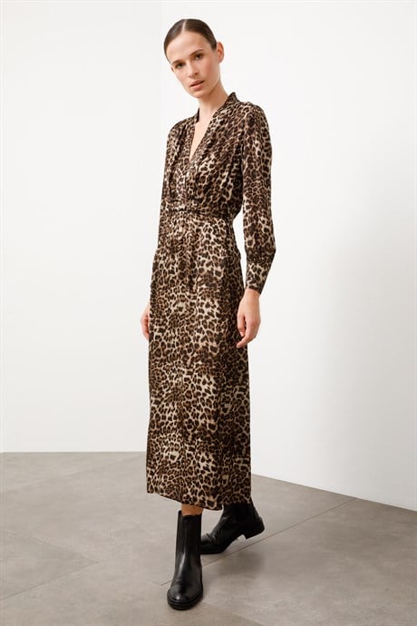 Kemerli Leopar Elbise