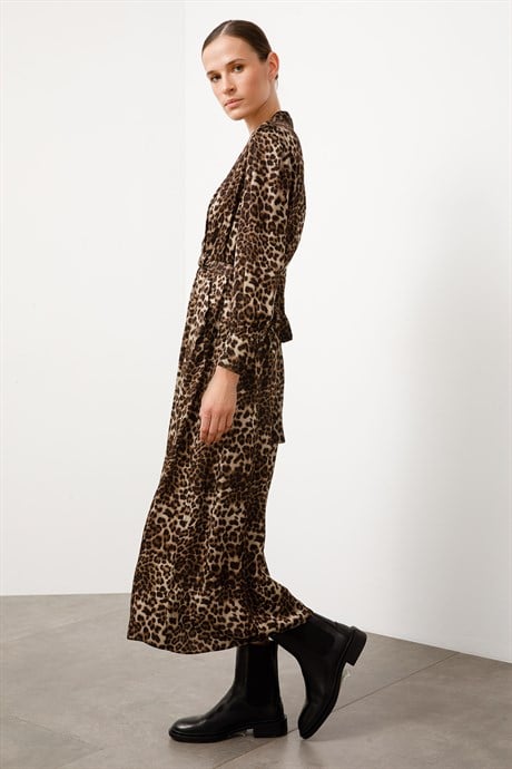 Kemerli Leopar Elbise