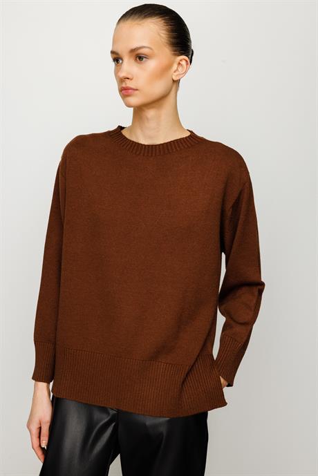 O Yaka Oversize Triko