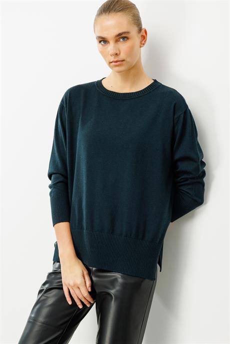 O Yaka Oversize Triko