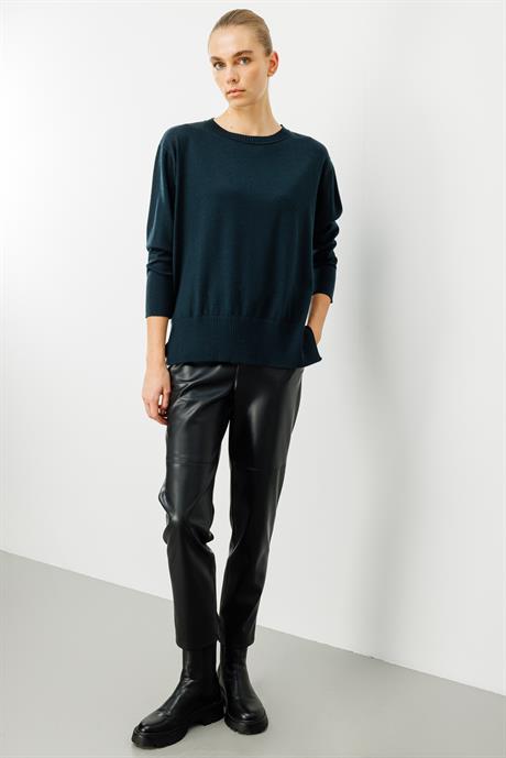 O Yaka Oversize Triko