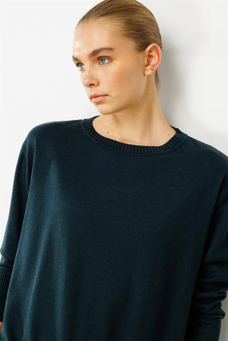 O Yaka Oversize Triko