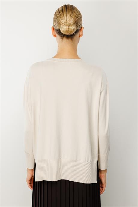 O Yaka Oversize Triko