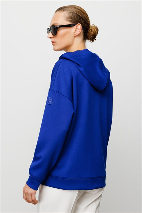 Önden Bağcıklı Kapüşonlu Sweat