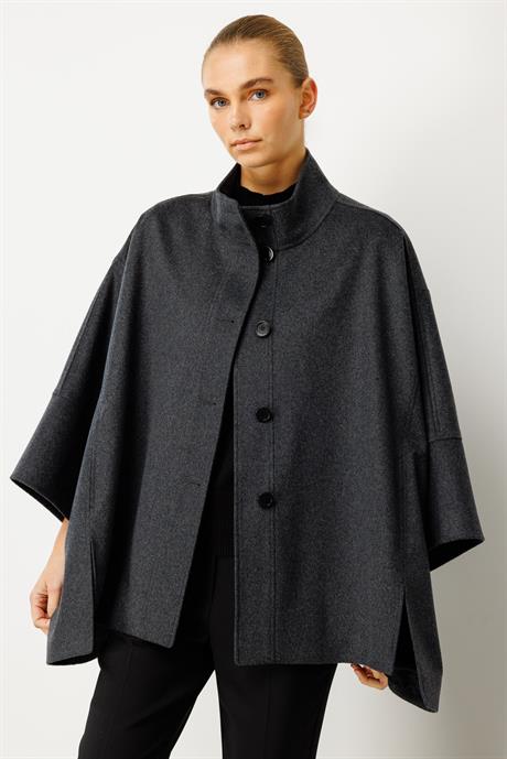 Önden Düğmeli Oversize Kaban