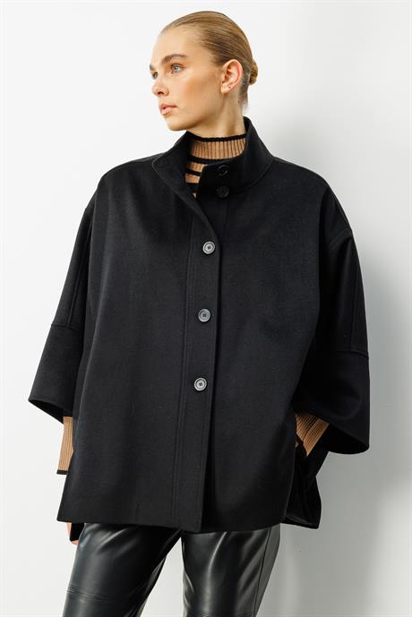 Önden Düğmeli Oversize Kaban