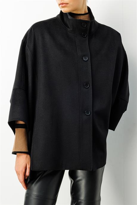 Önden Düğmeli Oversize Kaban