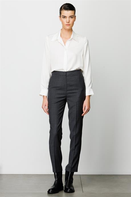 Slim Fit Çizgili Yün Pantolon