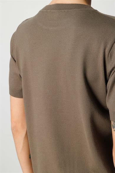 0 Yaka Yarım Kol Triko