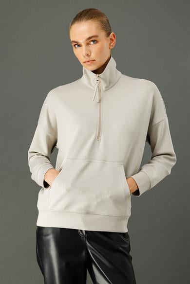 Dik Yaka Fermuarlı Sweat
