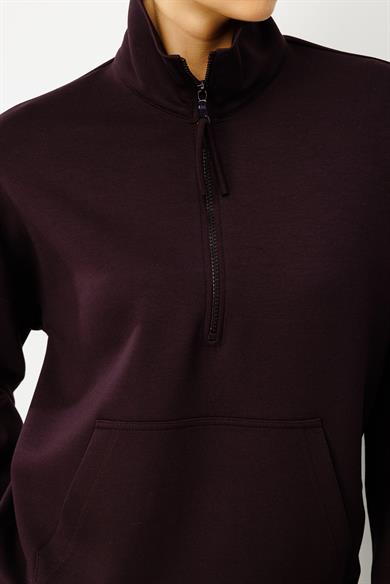 Dik Yaka Fermuarlı Sweat