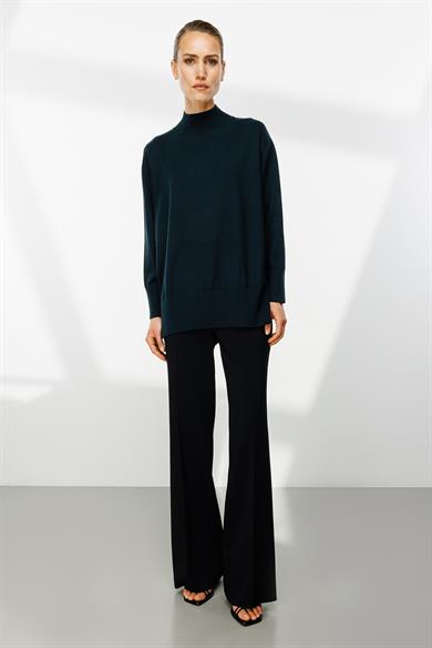 Dik Yaka Uzun Kol Oversize Triko