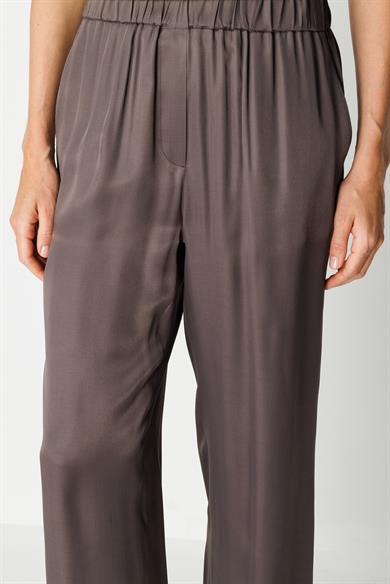 Elastan Kemerli Bol Kesim Pantolon