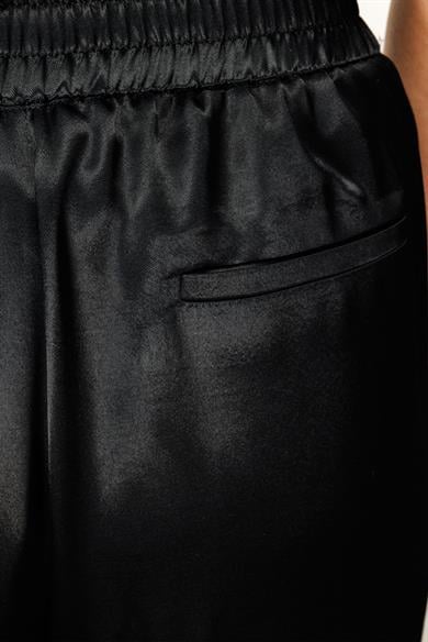 Elastan Kemerli Bol Kesim Pantolon