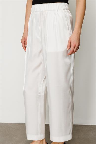 ELASTAN KEMERLİ BOL KESİM PANTOLON