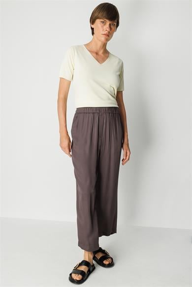 Elastan Kemerli Bol Kesim Pantolon