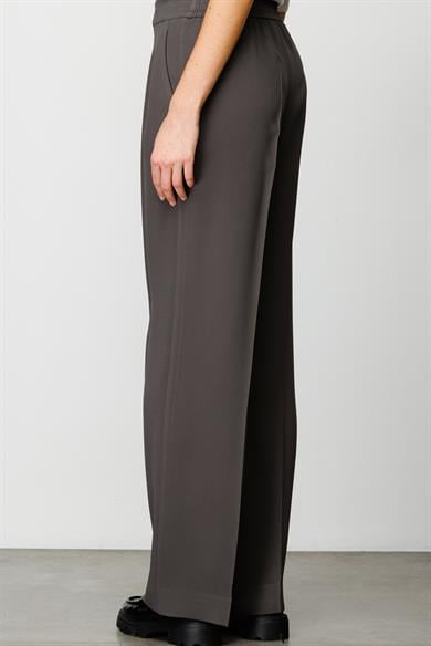 Elastan Kemerli Cepli Bol Kesim Pantolon