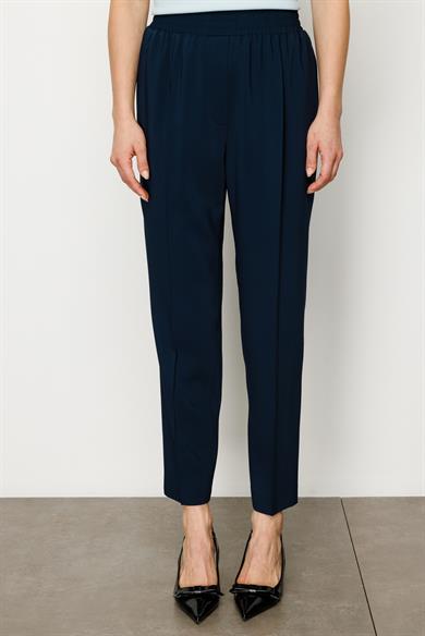 Elastan Kemerli Dar Paça Pantolon