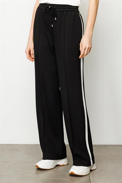 Elastan Kemerli Şeritli Sweat Pantolon