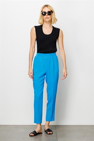Elastan Kemerli Slim Paça Pantolon