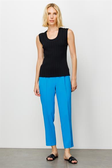 Elastan Kemerli Slim Paça Pantolon